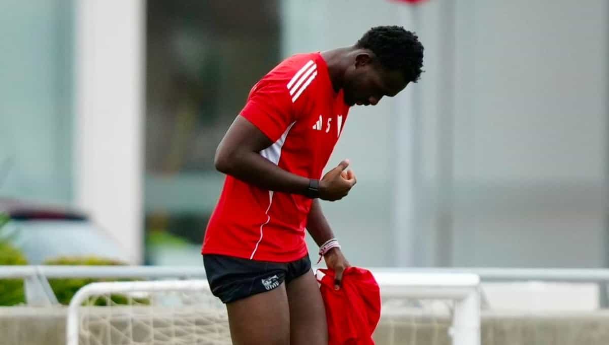 Estadio_ED's tweet card. El central francés se había ausentado en los dos últimos entrenamientos de esta semana de parón y el club ha confirmado que las pruebas han determinando que sufre su novena dolencia física y ronda ya...