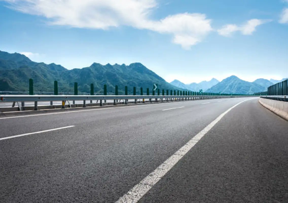 Newskarnataka's tweet card. India’s national highway construction may drop below 10,000 km in FY26 — the slowest in six years — as policy revamps and reduced project awards impact pace.