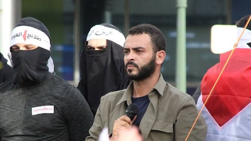 HarrygPettit's tweet card. De omstreden Palestijnse activist Mohammed Khatib is niet welkom in ons land. Minister Van Weel (Justitie en Veiligheid, VVD) weigert hem tot Nederland toe te laten. Dat vertellen bronnen aan de...