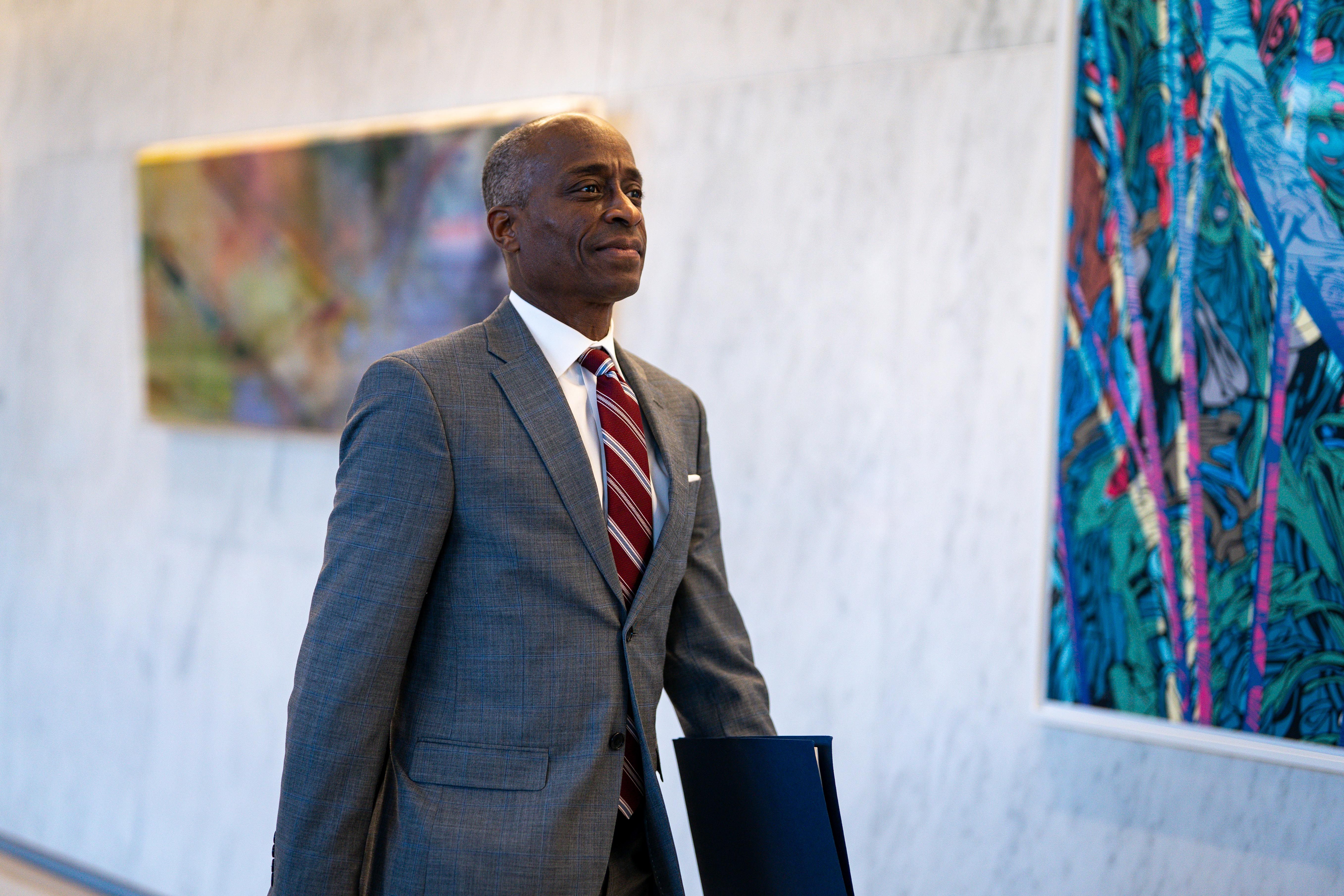 therealdougbell's tweet card. Axios Macro - How the Fed's No. 2 is thinking about AI