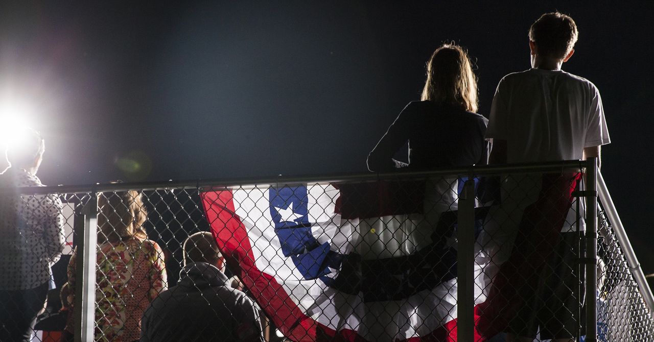 LogCamp's tweet card. By vowing to expand broadband access, Hillary Clinton and Bernie Sanders are signaling the Internet is now a vital part of the country's infrastructure.