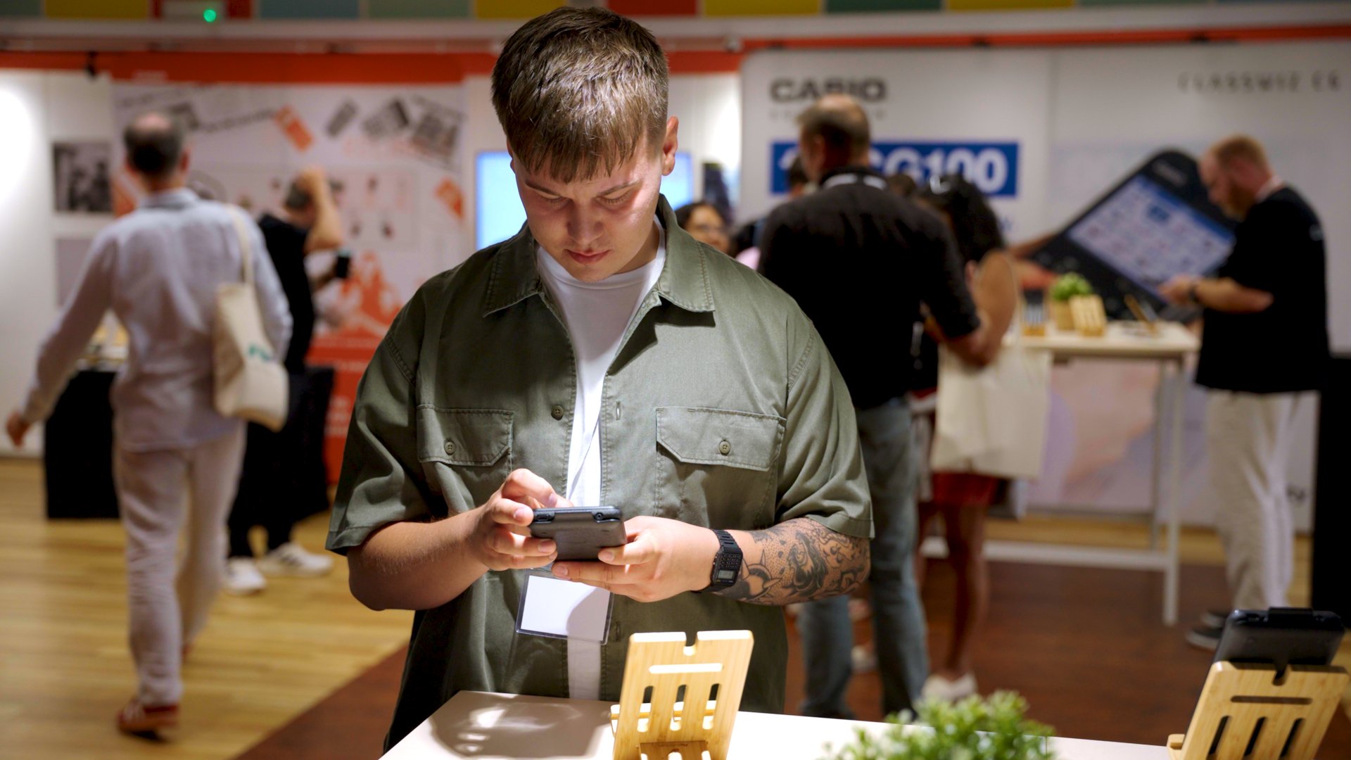 CasioMaths's tweet card. Secondary school maths teachers tell us what they think about various aspects of the fx-CG100, including the user experience, interface and exam benefits.