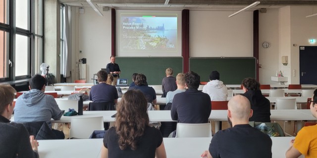 Inno_Trends's tweet card. Artikel auf LinkedIn, X/Twitter, Facebook … gerne liken / teilen! Am Dienstag, den 25. März 2025 war Jean-Marc Erieau, Director Process Mining and Execution Management bei MANN+HUMMEL mit ein…