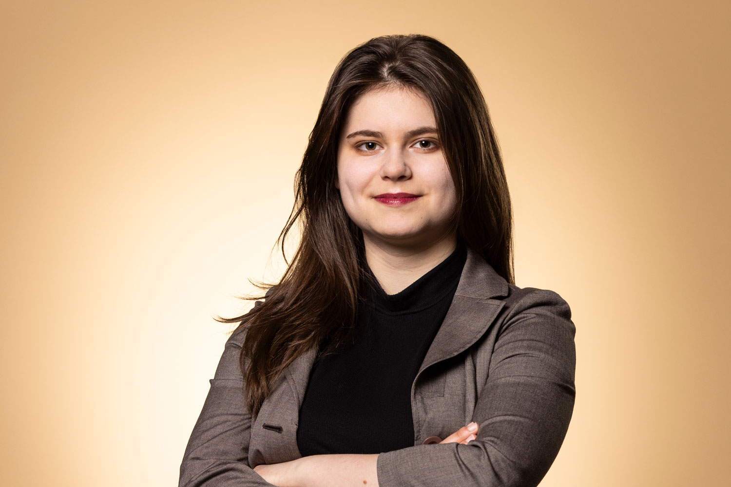 UWBothell's tweet card. Kristiina Tulleau is one of eight UW Bothell students selected as part of the Husky 100 Class of 2025.