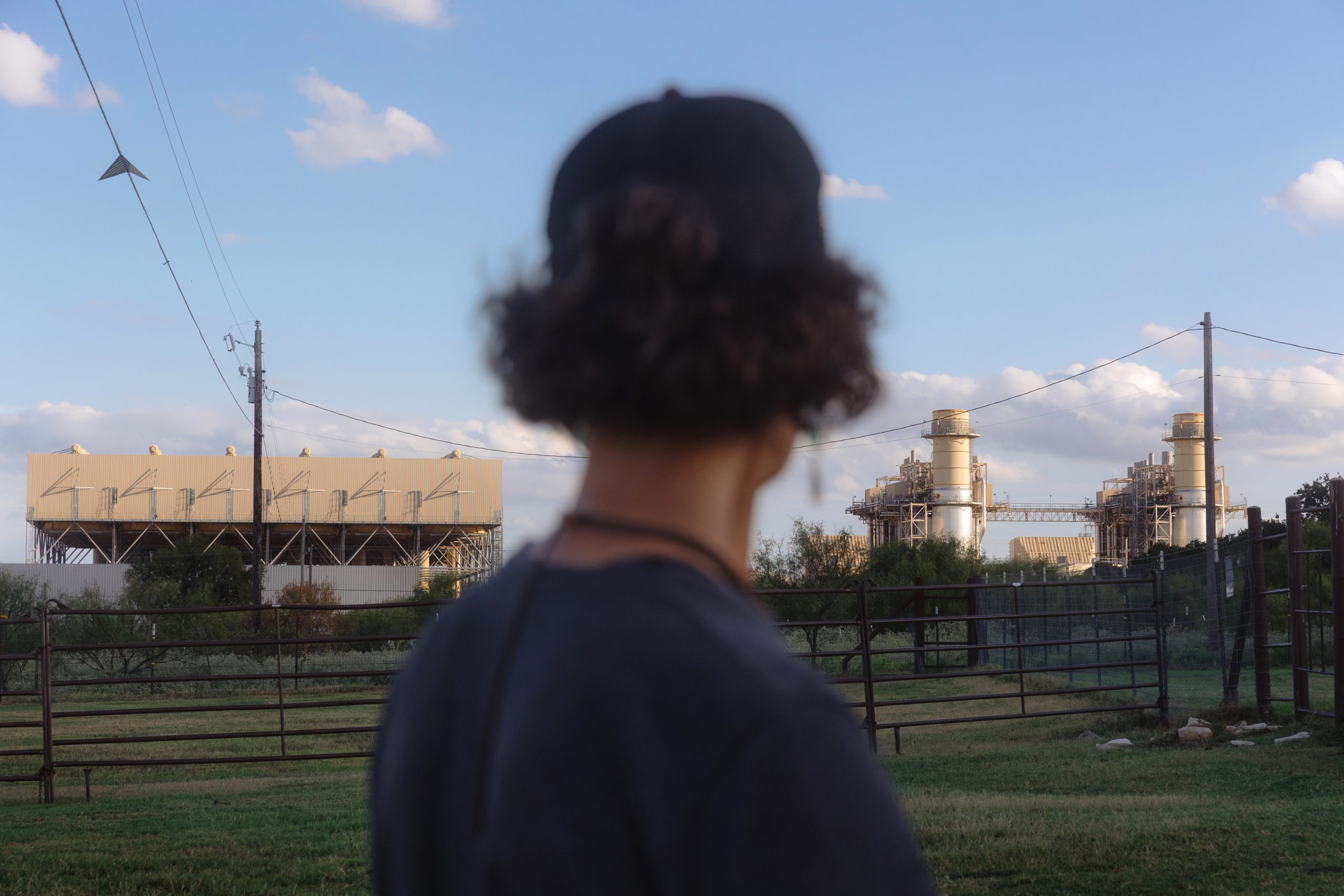 pranaymohan's tweet card. Leaders of the effort say they moved to rural Hood County for its quiet country charm, which was shattered by what locals call “that roar” from the facility.