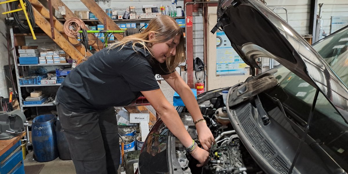 DanielleLargier's tweet card. Dans tous ses métiers, Point S accueille les femmes à bras ouverts. Retour d’expérience avec deux d’entre elles.