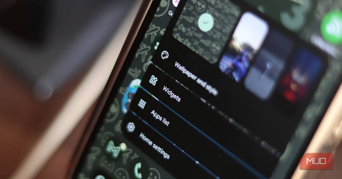 viaero's tweet card. Your home screen can do a lot more than showing app icons.