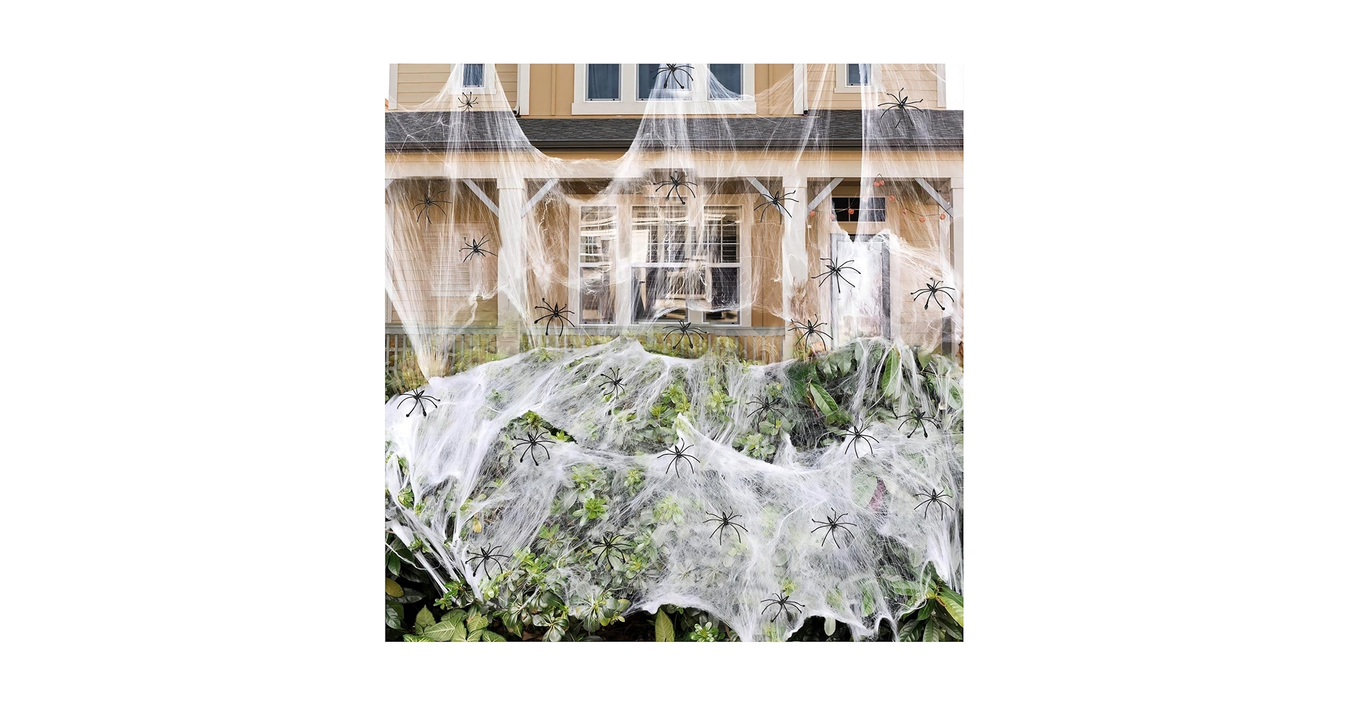 Amazon_Deals420's tweet card. Adorno de 1400 pies2 de telarañas con 150 arañas de imitación, decoración interior y exterior muy...