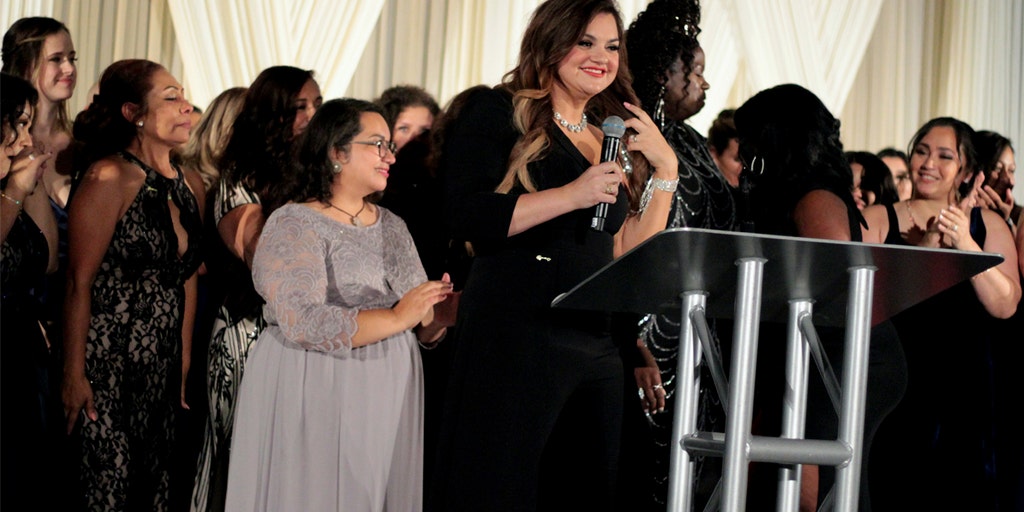 FoxNews's tweet card. Abortion clinic staffer-turned-pro-life activist Abby Johnson celebrated a historic milestone with about 50 other former abortion clinic workers at a “Quitters Ball” in Dallas, Texas, on Saturday.