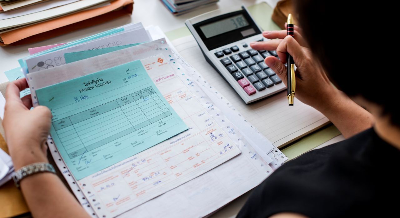 ops_maven's tweet card. Discover the hidden costs of managing admin tasks in-house. Learn smart strategies like outsourcing and automation to reduce expenses and boost productivity.