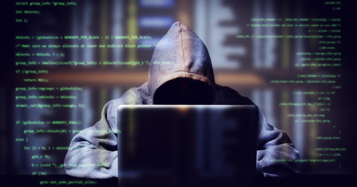 foxbook's tweet card. 日本経済新聞社で攻撃者が社内「Slack」に入り込んで個人情報が漏えいしたことを受け、セキュリティ専門家は場所を問わずに働ける「ハイブリッドワーク」のリスクをあらためて指摘する。