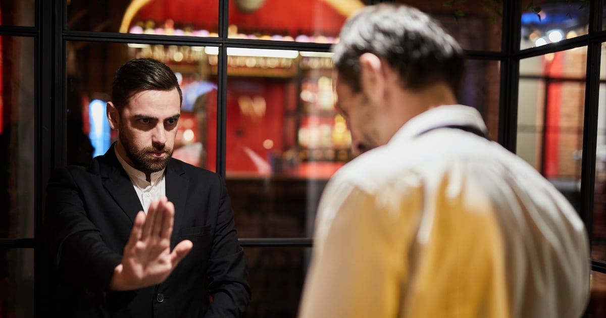 morningad's tweet card. New SIA licensing criteria could reduce available operatives, raising recruitment and compliance challenges for pubs and bars.