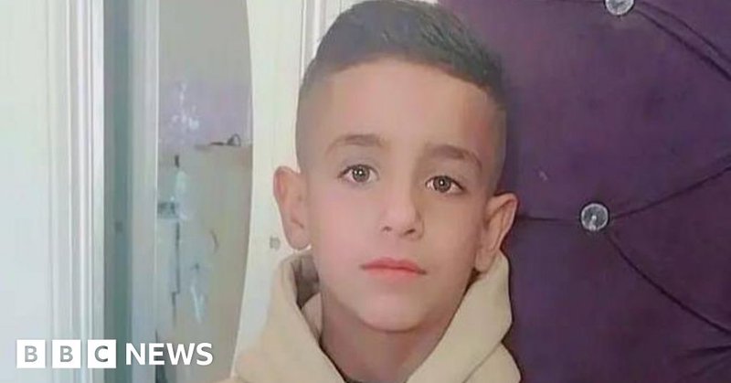 Tweet card summary image