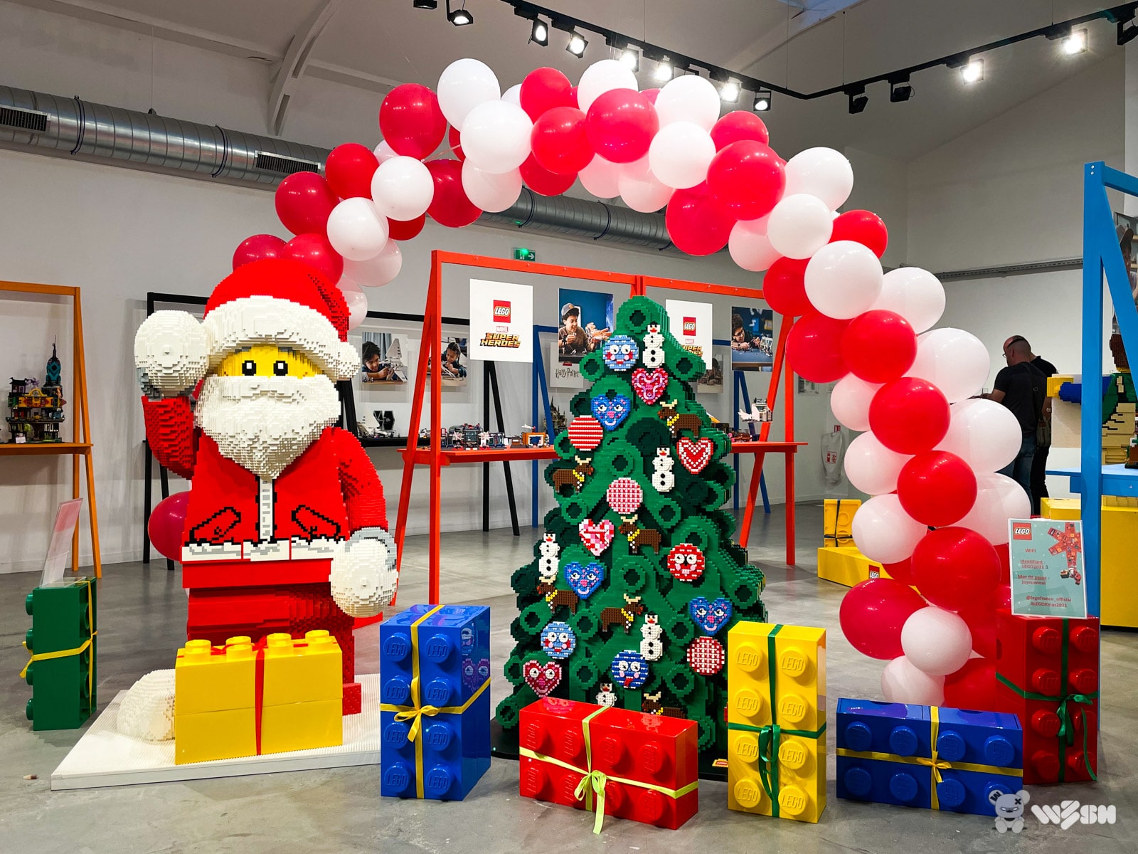 w3sh's tweet card. Cette semaine LEGO présentait (déjà) ses gammes en vue des fêtes de fin d’année. Les grosses licences sont toutes là, mais nous, en tant qu’adultes responsables (comprenez « des enfants avec du...