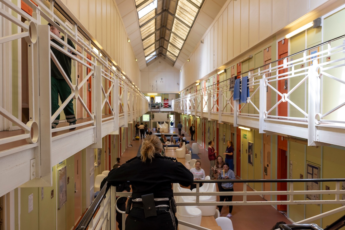 russwebt's tweet card. Too many women are being remanded to custody, including those who are severely mentally unwell who should be receiving treatment in the community.