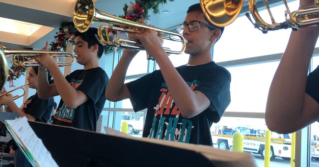 twosmartbunnies's tweet card. Help me give my students clarinets, flutes, trumpets and trombones for the opportunity to learn how to play an instrument! Our band program consists of 6th, 7th, and 8th grade students. We have thr...