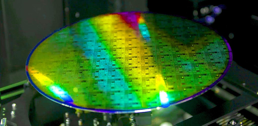 TohokuUniPR's tweet card. Researchers at Tohoku University have achieved record-breaking energy efficiency for a high-speed memory storage device, called a SOT-MRAM cell.