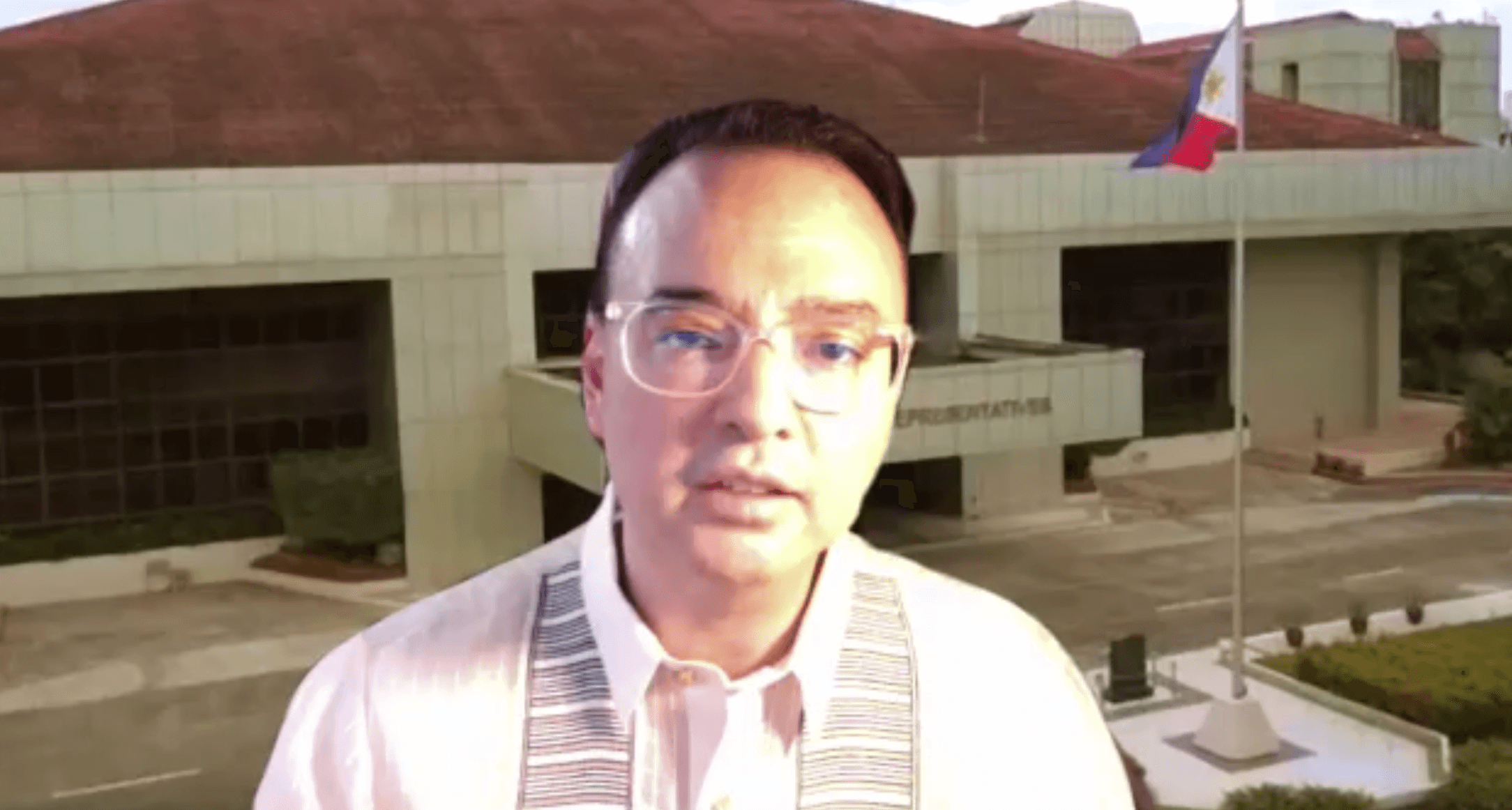 rapplerdotcom's tweet card. 'So I’d like to advise all our government agencies... ‘wag niyong sabihin na legal, tama. Pag-aralan 'nyo nang mabuti at sabihin 'nyo kung may mali,' says Speaker Alan Peter Cayetano