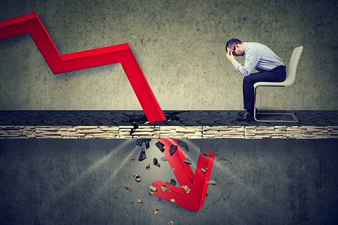 tqttier's tweet card. 周一，因美元升值，以及对美联储12月降息的预期进一步降温，现货黄金遭遇猛烈抛售。美联储副主席杰斐逊表示，美联储在未来的降息步伐上需“循序渐进”，进一步削弱市场对下个月降息的期待。