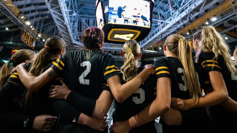 AppStateVB's tweet card. BOONE, N.C.  – The App State volleyball team fell short in a five-set battle (15-25, 26-24, 13-25, 25-23, 11-15) against Troy in the Holmes Center on Friday.