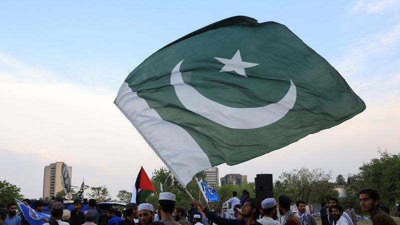 ThePrintIndia's tweet card. Justice Khan presided over the ruling that stripped PTI of its reserved seats in legislatures. The decision paved the way for the ruling coalition to secure a two-thirds majority.