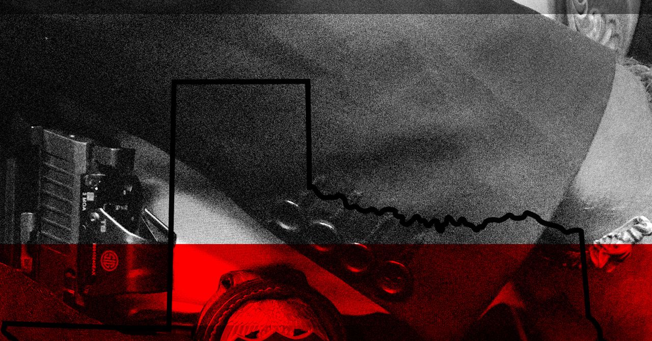 TheMolochBlog's tweet card. A new ICE proposal outlines a 24/7 transport operation run by armed contractors—turning Texas into the logistical backbone of an industrialized deportation machine.