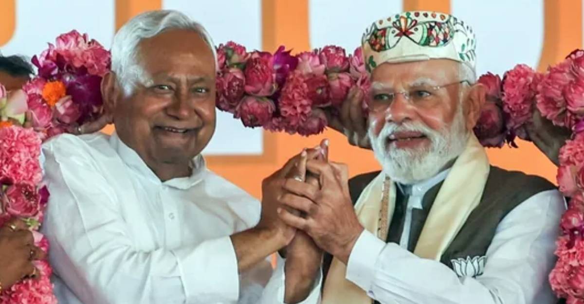 setopati's tweet card. चुनावअघि नितिश कुमारले तीन पक्षलाई विशेष प्राथमिकता दिए। र तीनै पक्षहरूले काम गर्दा थप शक्तिशाली भएर नितिश कुमार सत्तामा फर्किएको बताइन्छ।