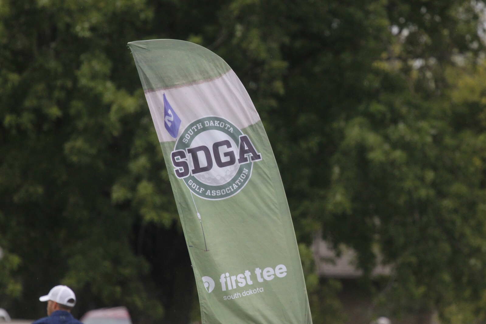 dailyrepublic's tweet card. Mitchell’s Maddie Childs used a stretch of three birdies in a row to earn medalist honors at the Brookings Country Club during a Sanford Series golf event on Thursday.