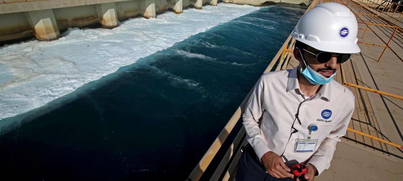 sust_irrig's tweet card. La desalinización implica eliminar la sal del agua de mar y filtrarla para producir agua potable de calidad. Sin embargo, el proceso consume mucha energía, y los combustibles fósiles que suelen...