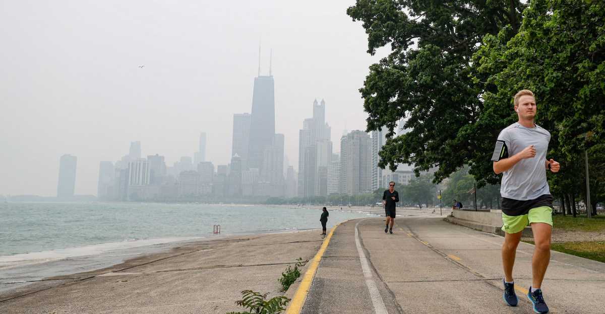 Flippbox's tweet card. 8 things you should know about the number that measures bad air.