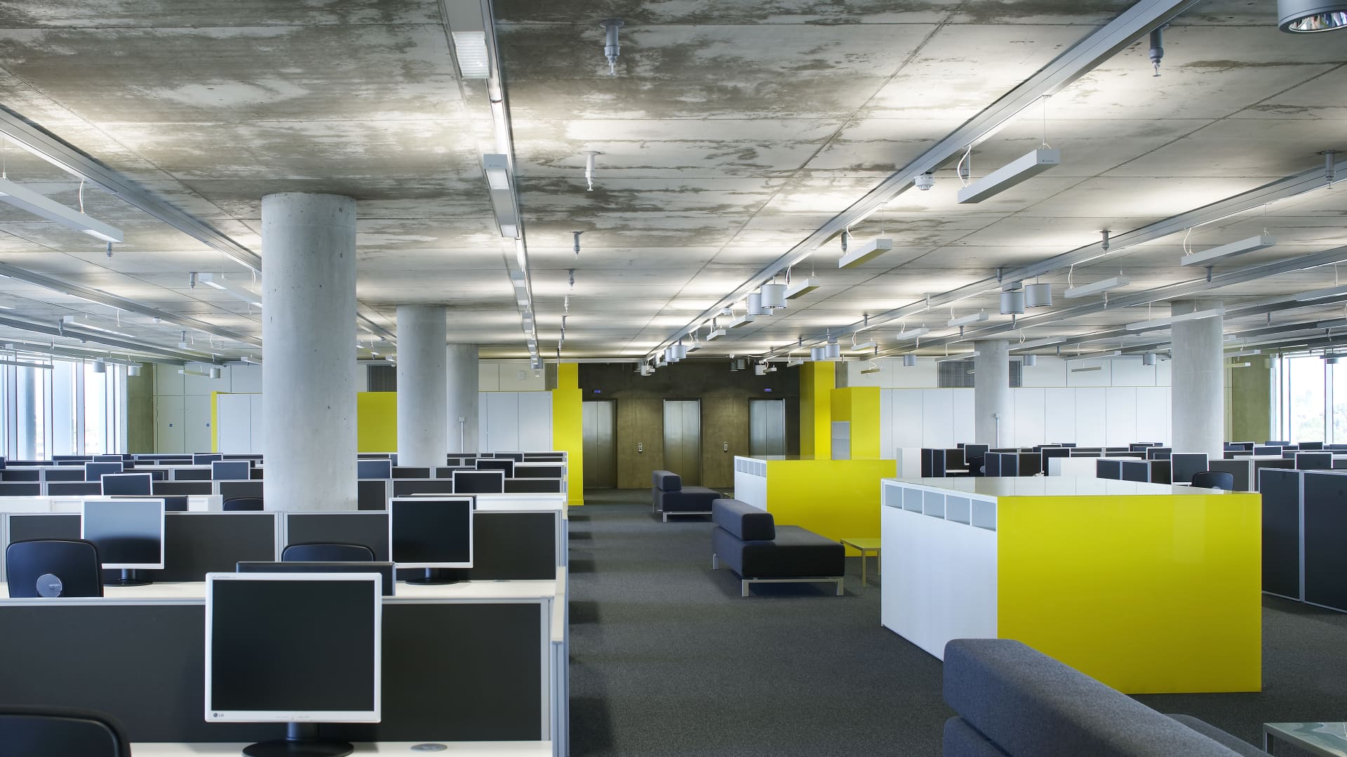 freddier's tweet card. In the wake of the Covid pandemic, a growing number of workers are rethinking what they want in a job and a lifestyle.