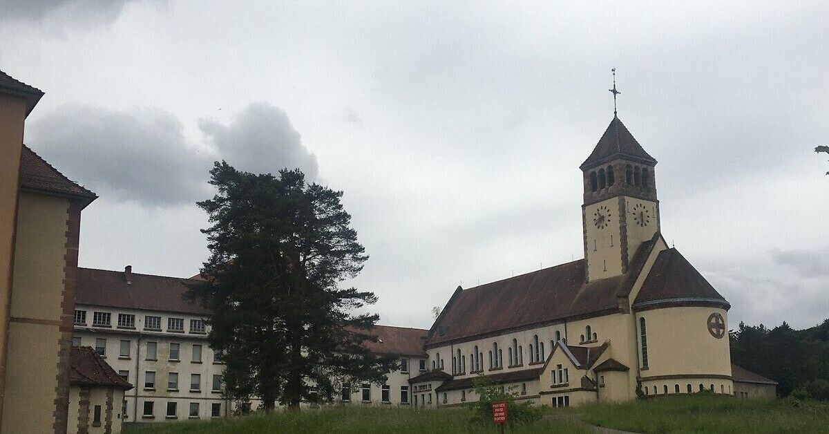 icilorraine57's tweet card. INFO ICI LORRAINE : Un prêtre a agressé sexuellement des collégiens du Saint-Augustin à Bitche...