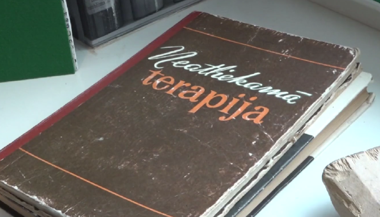 1188's tweet card. Ir cilvēki, kas ne reizi nav bijuši muzejā. Ja nu jūs esat starp tiem, tad ir iespēja tur nokļūt ar raidījuma "360TV Ziņneši" starpniecību. Un nevis šadā tādā, bet īstā...