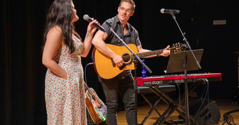 Tweet card summary image