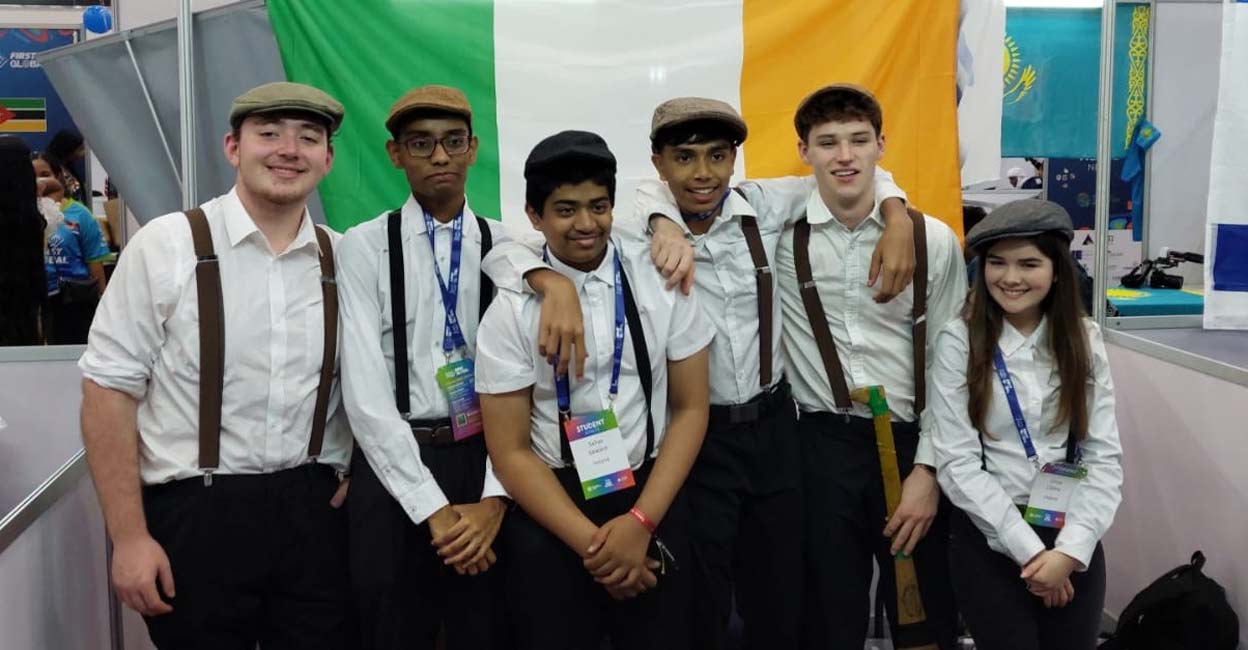 manoramaonline's tweet card. ഡബ്ലിന്‍ ∙ അമേരിക്കയില പനാമ സിറ്റിയില്‍ നടന്ന അന്താരാഷ്ട റോബോട്ടിക്സ് ഒളിമ്പ്യാഡ് ഫൈനലില്‍ അയര്‍ലന്‍ഡ് ലോക റാങ്കിങ്ങില്‍ എട്ടാം സ്ഥാനം കരസ്ഥമാക്കി..Robotics Challenge, Ireland Robotics Team,...