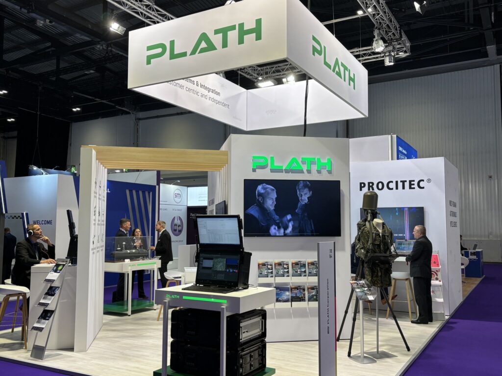 Def_Redefined's tweet card. Το καινοτόμο σύστημα RF Hunter της κυπριακής εταιρείας SignalGenerix Ltd. φιλοξενείται φέτος στη διεθνή έκθεση DSEI UK από την PLATH GmbH...