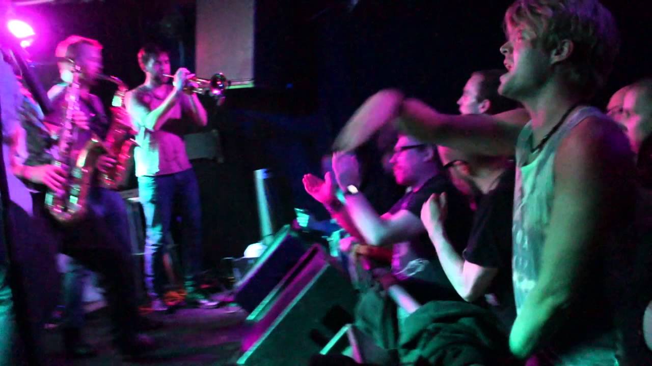 computerkill's tweet card. Obsklassen - Helt Utan Kärlek [Officiell video]