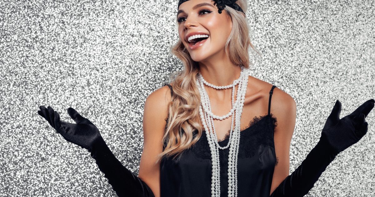 functioncentral's tweet card. Decadent, glamorous, stylish and flamboyant; what’s not to love about the Roaring ‘20s? If you’re looking to channel some Great Gatsby cool for your 1920s-themed party, you’ve come to the right place.