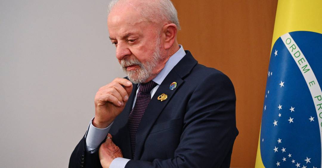 VEJA's tweet card. PF descobriu esquema milionário de fraudes em licitações e pagamentos de propina em contratos de prefeituras irrigados por verbas do MEC