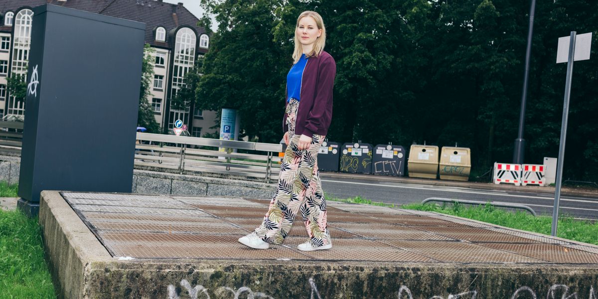 OnPropFor's tweet card. Der Streit über die konservative Moderatorin Julia Ruhs offenbart, wie sehr sich der öffentlich-rechtliche Rundfunk von seinem Publikum entfremdet hat. In den USA zeigt sich gerade, wo das endet.