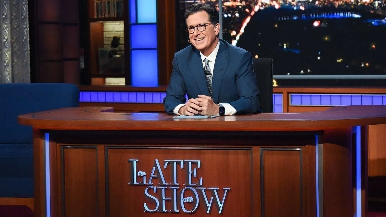 EquinoxZephyr's tweet card. Petition to Save the Late Show with Stephen Colbert