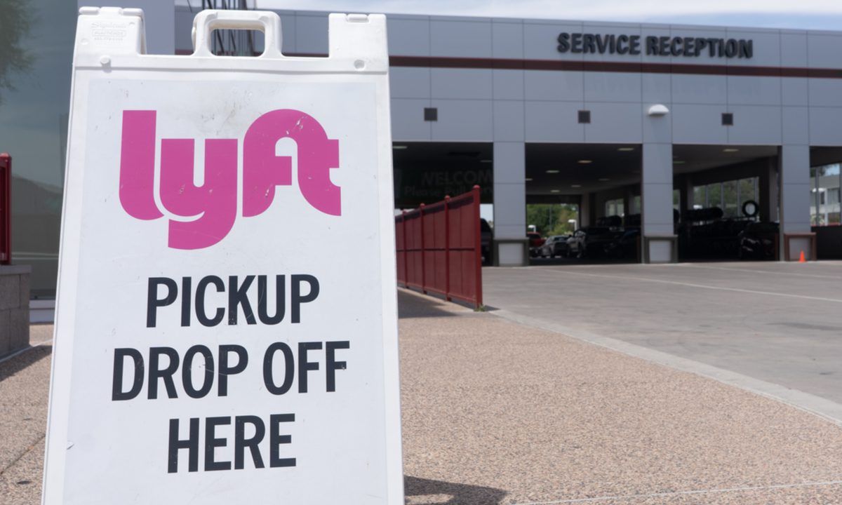 TechNewsClub's tweet card. Locked in competition with Uber, which controls roughly 74% of the U.S. rideshare market, Lyft is changing leadership by appointing a new CEO as the