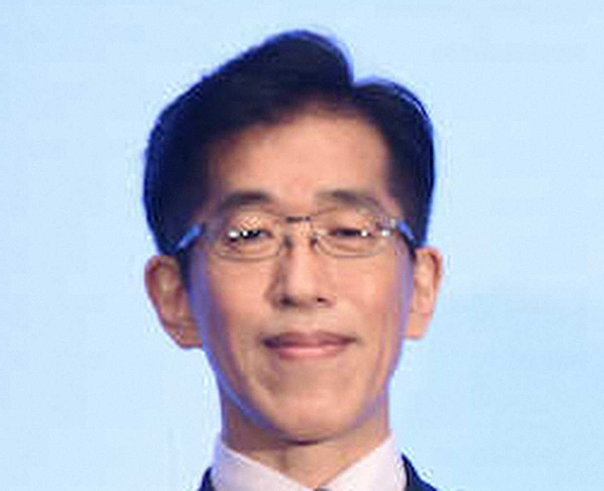 cult_and_fraud's tweet card. 　経済学者で慶大大学院教授の岸博幸氏（63）が15日、カンテレ「ドっとコネクト」に出演。奈良市で2022年7月の安倍晋三元首相の銃撃事件で、殺人などの罪に問われた山上徹也被告（45）について語った。