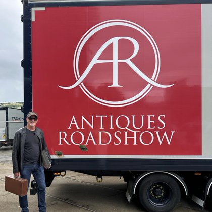 Tweet card summary image