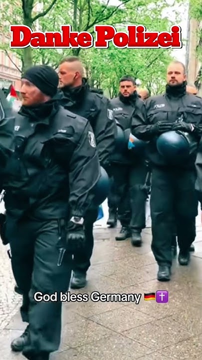 LessiaCh's tweet card. Kommentieren #germany #polizei
