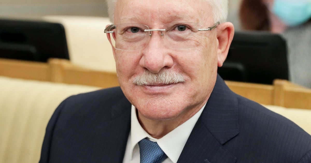 JuliaDavisNews's tweet card. On Thursday, State Duma member Oleg Morozov guessed that “Daddy” Trump would “flog” Zelensky at the White House.