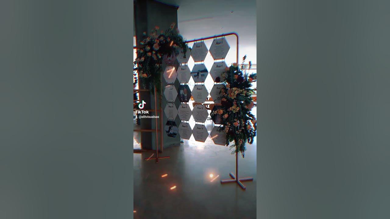 ElitVisual's tweet card. Diseños para wedding planners