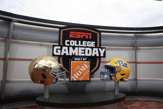 GuerrieroTrib's tweet card. Fans packed into Pittsburgh’s North Shore Saturday morning, turning the riverfront into a roaring sea of blue, gold and homemade signs as ESPN’s “College GameDay” fired up its broadcast ahead of the...