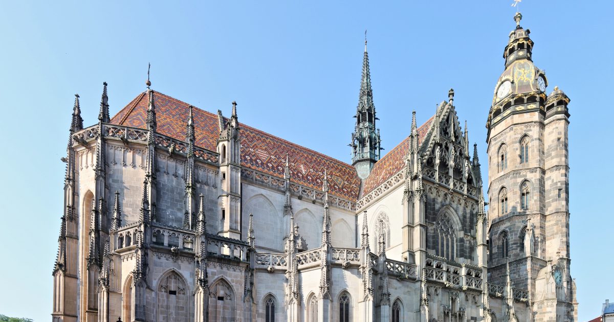 Bitnonet's tweet card. Slovačka biskupska konferencija najavila je da će u nedjelju predvoditi jedinstven Dan traženja oprosta, tijekom kojega će biskupi uputiti javnu molbu za oprost zbog propusta Crkve u prošlosti. Ovaj...