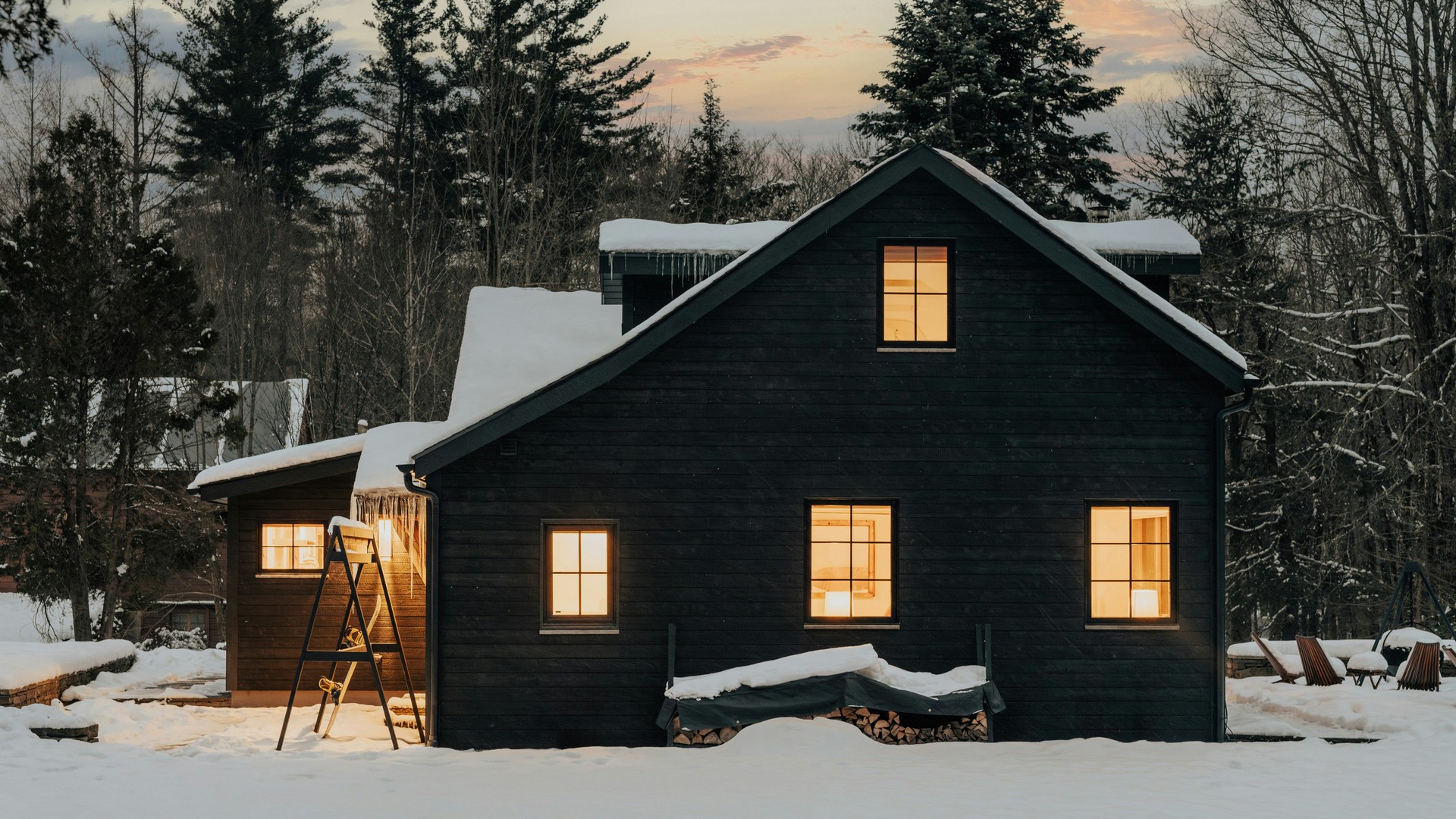 SIS_Service_MB's tweet card. Cottage season is a highlight for many Manitobans. Whether you’re heading out for a long weekend or planning to spend the whole summer lakeside, insulation makes a big difference in your comfort and...